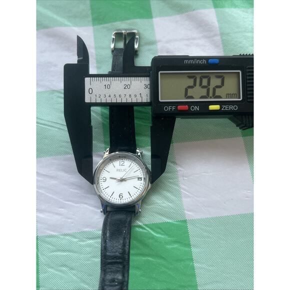 Relic Silver Tone Women’s Quartz Watch - Picture 9 of 9